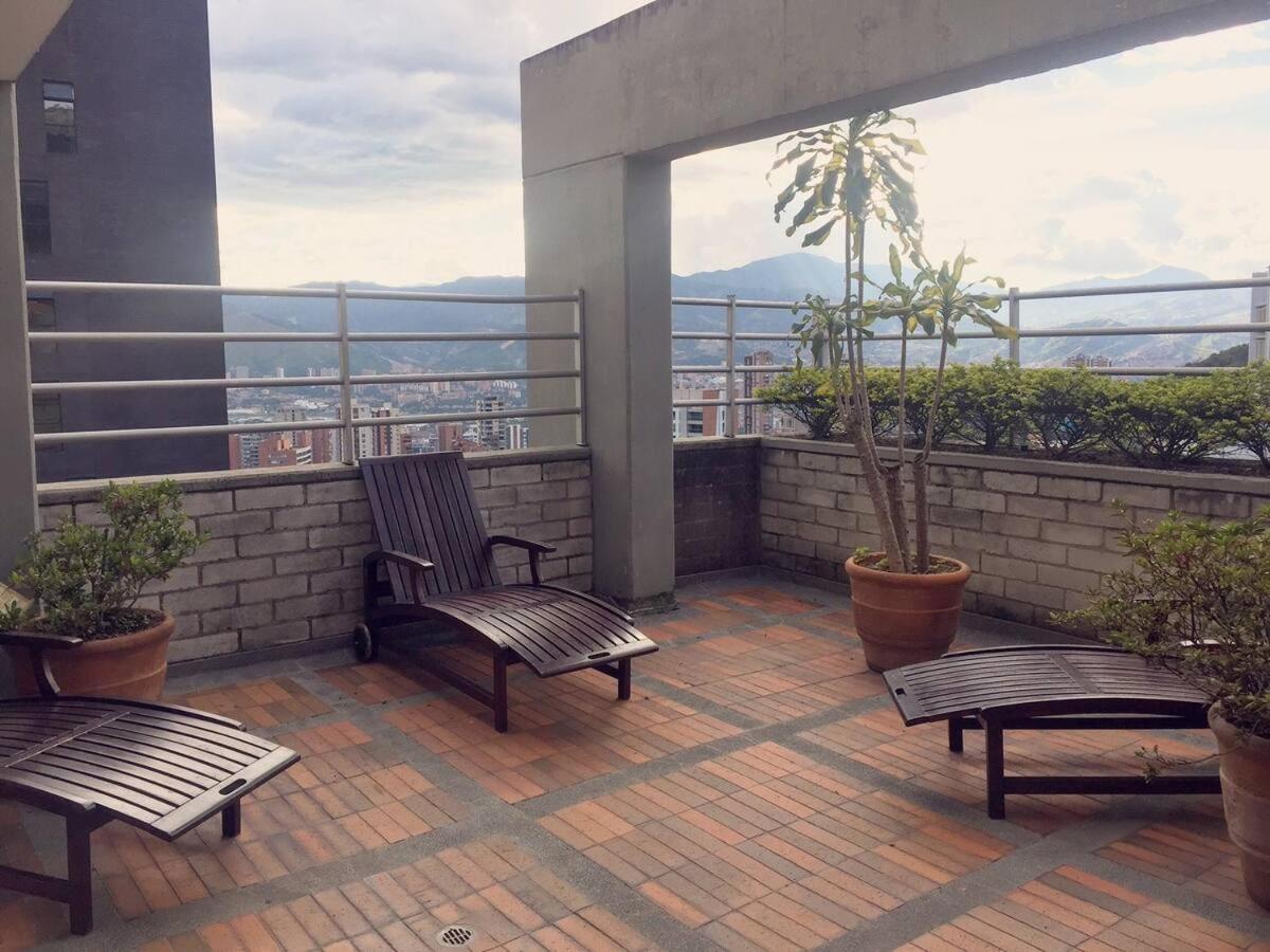 Апартаменты Moderno Apartamento Poblado 10 Min Del Lleras Y Provenza Медельин Экстерьер фото