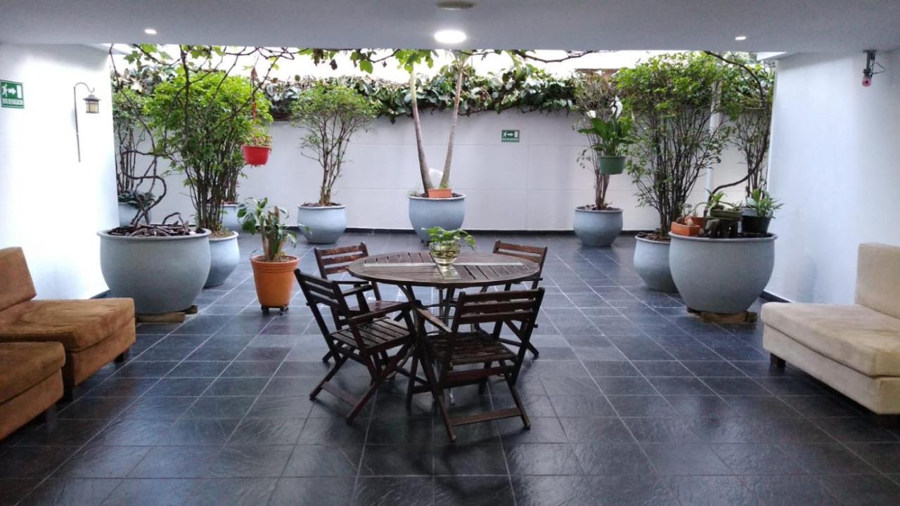 Апартаменты Moderno Apartamento Poblado 10 Min Del Lleras Y Provenza Медельин Экстерьер фото